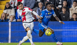 Vinicius l-a luat tare pe Raţiu în timpul meciului. Ce i-a spus brazilianul înainte să fie din nou dominat de “Sonic”