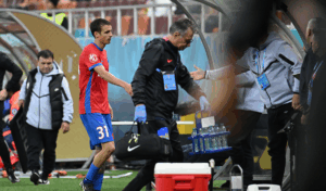 Juri Cisotti a primit verdictul. Cât stă pe bară mijlocașul lui FCSB accidentat în meciul cu UTA