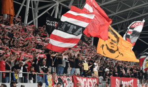 Suporterii lui Dinamo și-au “înțepat” rivalii de la Rapid înainte de derby. Mesajul PCH: “Failmentul București”