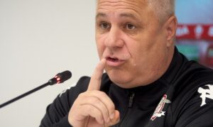 Marius Șumudică, sfat pentru conducerea Rapidului: „Dacă fac asta, e o problemă”. Cum pot lua giuleștenii titlul