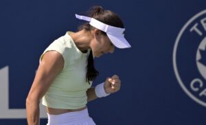 Sorana Cîrstea s-a calificat în optimi la Cincinnati. Duel “de foc” cu Iga Swiatek pentru sferturi