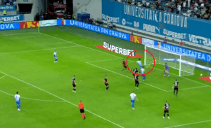 Ștefan Baiaram, ratare monumentală în Universitatea Craiova – Spartak Trnava! A lovit bara din fața porții