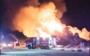 Suceava: Incendiu la o societate de prelucrare a lemnului din comuna Bogdăneşti