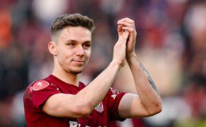 Asaltat de oferte pentru Louis Munteanu, Neluţu Varga i-a stabilit preţul atacantului: “Nu discut sub suma asta”