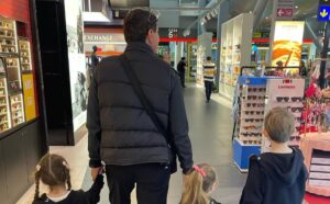 “Iubirea nu se termină”. Fotografie rară cu şapte dintre cei nouă copii ai lui Cristi Borcea. Cine a lipsit de la (…)