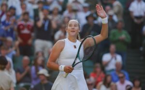 La 18 ani, Mirra Andreeva s-a calificat, în premieră, în sferturi la Wimbledon