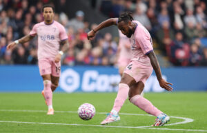 Pep Guardiola își aduce atacant de „rasă”! Cine este vârful care poate rivaliza cu vedetele „cetățenilor”