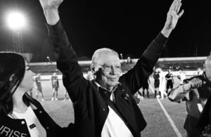 Mesajul afișat pe stadionul din Ghencea, după moartea lui Emeric Ienei. Omagiu pentru fostul antrenor