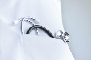 Sancţiuni în cazul medicilor din sistemul public care nu respectă programul de lucru pentru a lucra în sistemul privat