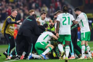 Au sărit de pe scaune! Cum s-a trăit golul istoric marcat de Irlanda în aeroportul din Dublin