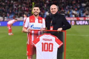 Vești importante pentru FCSB din Serbia! Una dintre vedetele Stelei Roșii, exclusă din lot