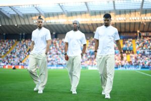 Scene ireale la Tottenham. Unul dintre colegii lui Radu Drăguşin a fost ameninţat cu o armă de foc