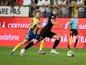 FCSB – Petrolul, 20:30, LIVE TEXT. Campioana vrea să se apropie de locurile de play-off. Echipele de start