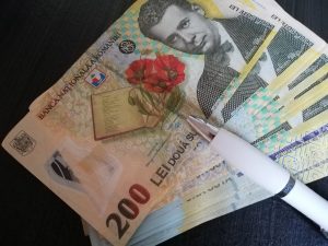 Sesizarea Înaltei Curţi în legătură cu legea privind pensiile magistraţilor, pe masa CCR