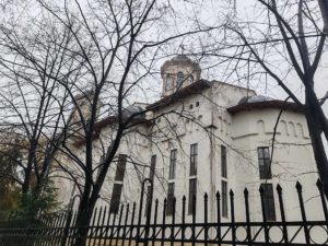 Creştinii ortodocşi îl sărbătoresc pe Sfântul Dimitrie cel Nou