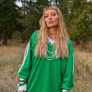 Delia, mesaj pentru cei care nu respectă intimitatea persoanelor publice: „Nu mai urmăriți, că eu știu jiu-jitsu”