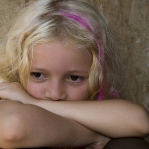 Situație alarmantă în Maramureș. 50 de fete minore însărcinate, unele cu vârste sub 12 ani. Ancheta a început târziu