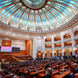 AUR depune moțiune de cenzură împotriva Guvernului Bolojan. „Pentru a-i proteja pe români de efectele acestor măsuri!”