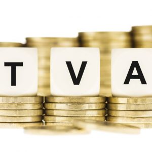 Cum îi afectează pe români majorarea TVA. Prețuri mai mari la toate produsele, de la alimente, la evenimente (…)