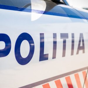 Un bărbat a fost înjunghiat în Cosmopolis, în ziua în care s-au împlinit 2 luni de la uciderea Teodorei Marcu