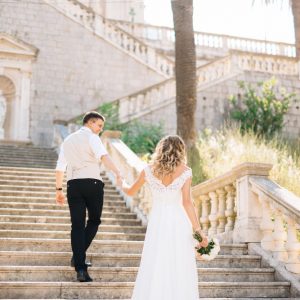 Povestea voastră de dragoste în câteva cuvinte – arta invitațiilor personalizate