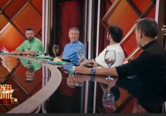 Jurații de la Chefi la cuțite, dezvăluiri despre prima iubire. Cine a fost femeia de care s-a îndrăgostit Richard (…)