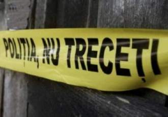 Un tânăr a fost găsit mort pe acoperișul unei clădiri din Brașov. Bărbatul avea 23 de ani