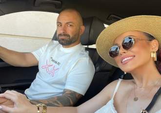 Soțul Ancăi Molnar, make-up artista ucisă de cancer, declarații dureroase. S-a împlinit un an și jumătate de când ea (…)