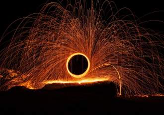 Profețiile lui Nostradamus pentru finalul anului 2025: ”Din cosmos se va ridica o minge de foc”