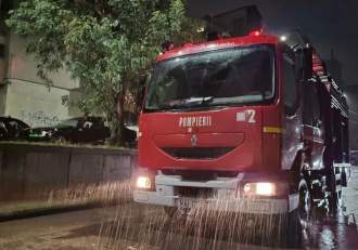 Cod galben de inundații pentru trei județe din țară. Au rămas fără apă potabilă peste 100.000 de persoane