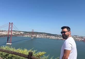 Chef Orlando Zaharia, vacanță la Lisabona împreună cu soția: ”Orașul ne-a cucerit cu străzile lui colorate, pe care (…)