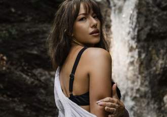 Francesca Sarao, ședință foto incendiară! De ce a ales concurenta de la Insula Iubirii să pozeze așa
