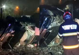 O cântăreață de muzică populară s-a răsturnat cu mașina. A intrat într-un cap de pod, în Târgu Jiu