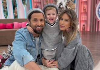 Dani Oțil a împlinit 45 de ani! Cum l-au surprins soția și fiul, la miezul nopții. Urarea emoționantă a Gabrielei Oțil
