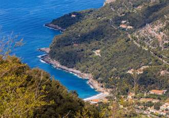 Paradisul din Italia comparat cu Coasta Amalfi. Nu este aglomerat nici în timpul sezonului estival
