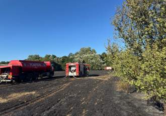 Incendiu devastator în apropiere de București! O casă a luat foc. Pompierii intervin în forță | FOTO