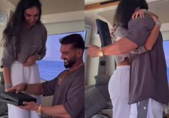 Cum și unde și-a cerut Dorian Popa iubita de soție! Cum a reacționat Andreea când influencerul s-a așezat în (…)