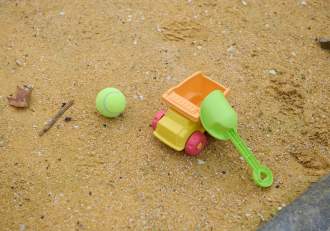 Un copil în vârstă de doi ani a murit după ce a fost înțepat de o meduză. Vladimir se juca în apă, la mal, când s-a (…)