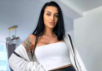 Cât de bine arată Ana Porgras la aproape o lună de când a născut. Fosta gimnastă a devenit mamă de băiat | FOTO