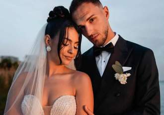 Cine este soția lui Virgil Ghiță, fotbalistul care a câștigat meciul România – Austria. Sandra i-a dăruit doi copii