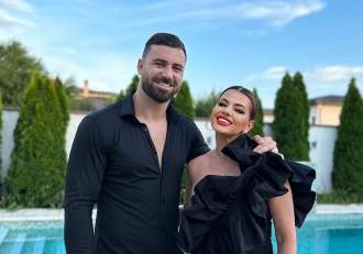Andrei Stoica și-a sărbătorit fiul cel mare. Albert a împlinit 12 ani. Imagini superbe cu toată familia din vacanță