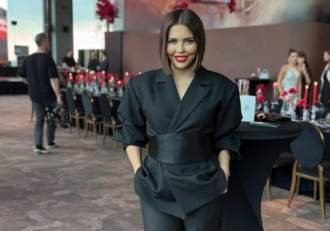 Andreea Popescu a dezvăluit de ce are nevoie de 3 bone! Vedeta nu se oprește aici: ”Vreau să îmi iau și bucătar”