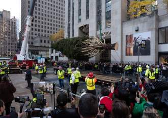 Bradul de Crăciun de la Rockefeller Center, din New York, a fost instalat! S-a dat start oficial sărbătorilor de (…)