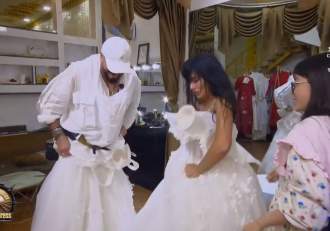 În Asia Express totul este posibil! Cum arată Cătălin Botezatu în rochie de mireasă | FOTO