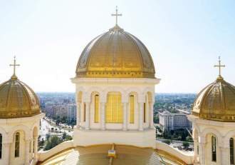 Sfințirea Catedralei Naționale, un moment istoric, are loc astăzi! Președintele României, Nicușor Dan, participă la (…)