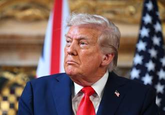 Avionul în care se aflau Donald Trump și Melania, implicat într-un incident! A fost emisă alertă de urgență