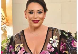Oana Roman, încă o țeapă în vacanța din Grecia. Ce i s-a întâmplat vedetei: „E foarte murdar”