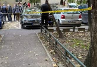 Focuri de armă în sectorul 6 din București! Poliția e în alertă! Un autoturism a fost găsit avariat
