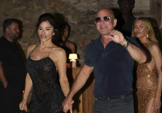 Jeff Bezos, în doliu la două luni de la nuntă. Mama milionarului s-a stins din viață: „A luptat cu demnitate și curaj”