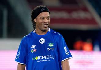 De ce a venit Ronaldinho în România a doua oară în acest an! Primele imagini cu starul din fotbal în Iași